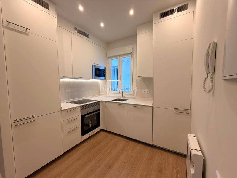 Foto 61df5ec4-d36a-4974-ab6b-657d84f06d59. Flat with heating in Arapiles Madrid