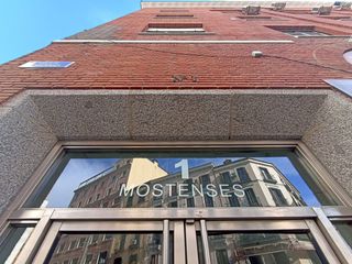Ufficio  Plaza de los mostenses. Oficina exterior