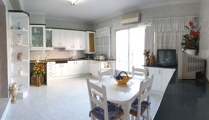 Foto a67ccc3c-9882-4223-b0bd-5afd102c3b93. Edificio in Veredillas Torrejón de Ardoz