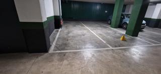 Aparcament cotxe  Calle de carlos y guillermo fernndez shaw. gran oportunidad de inversin o comodidad!