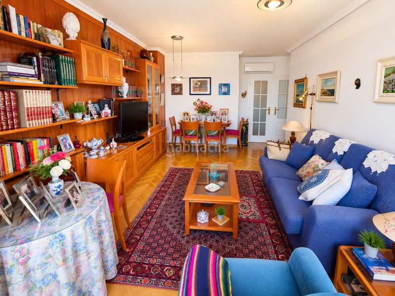 Foto 08955418-eb95-4f82-824c-902fb5a8b437. Flat with parking pool in Pacífico Madrid