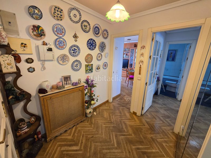 Foto c011e38f-f3a1-4031-83c6-748f644e6290. Flat with parking pool in Pacífico Madrid