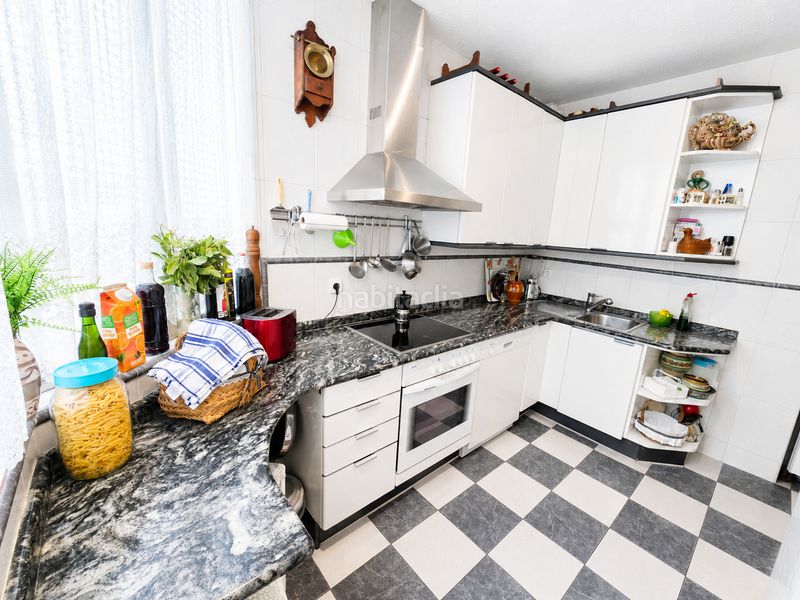 Foto 8a1044bf-f811-492d-b070-bb9d8d97dde0. Flat with heating parking in Pacífico Madrid