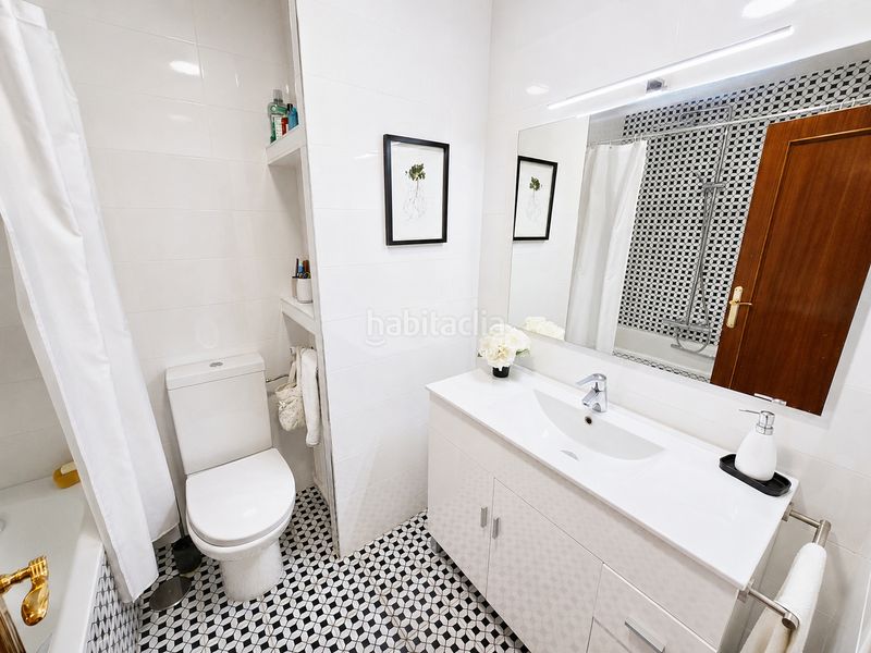 Foto ea7f6d42-0823-4a42-b930-301b56ae22e1. Flat with heating parking in Pacífico Madrid