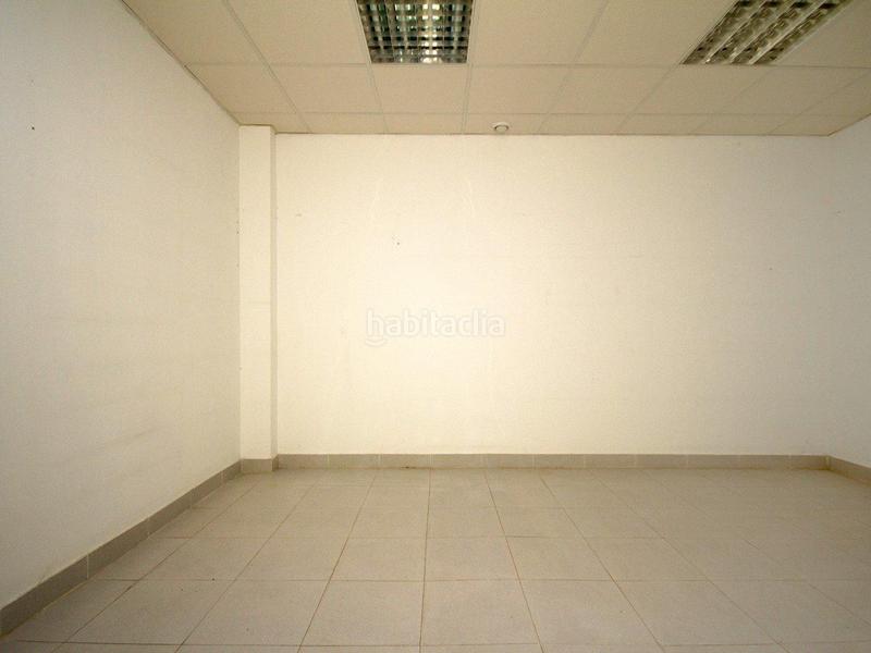 Foto a2918755-e7e8-4ed4-8b0c-06d6ddbce83f. Local comercial a Centro Valdemoro