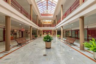 Lloguer Local Comercial a Buenavista-Valparaíso-La Legua. Estupenda oficina