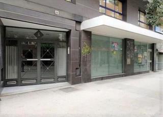 Local Comercial en Casco Antiguo. Gran local