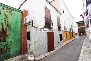 Casa a Centro. Estupenda casa de 2 plantas
