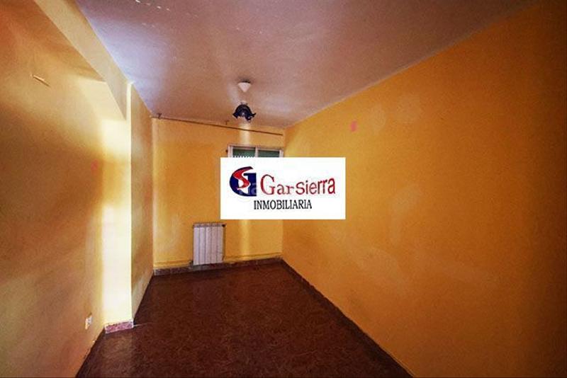 Foto 421736d0-779e-45c9-bf0f-93e8863fa71a. Pis amb calefacció a Moscardó Madrid