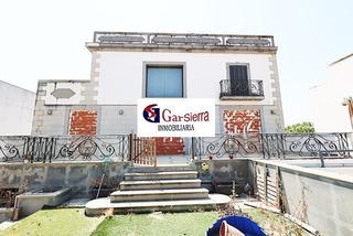 House in El Pilar-La Estación. Gran chalet independiente