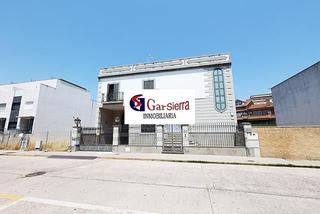 House in El Pilar-La Estación. Gran chalet independiente
