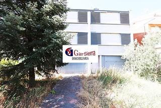 Casa en Cabrera (La). Gran chalet adosado
