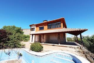 Maison à Pino Alto-Navarredonda. Gran chalet independiente