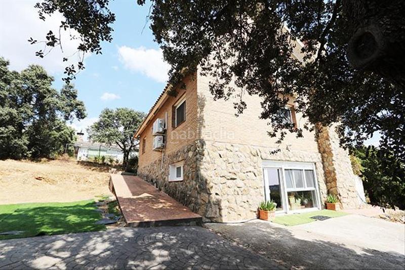 Foto f4d5404d-7d25-4ddc-b9ae-3ad9514f98c6. Casa chalet con bonitas vistas en Cerro Alarcón Valdemorillo