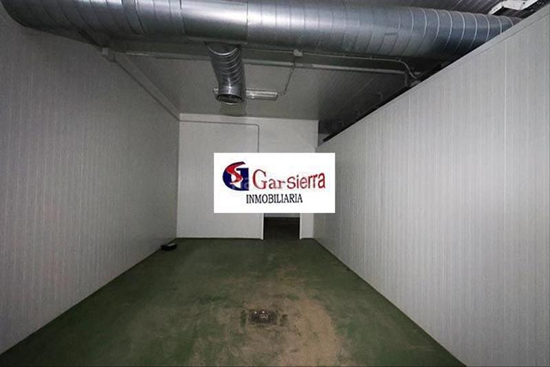 Foto 0acf1837-83c9-4fda-8bc7-db73c9dc5993. Nau industrial a Lozoyuela - Navas - Sieteiglesias