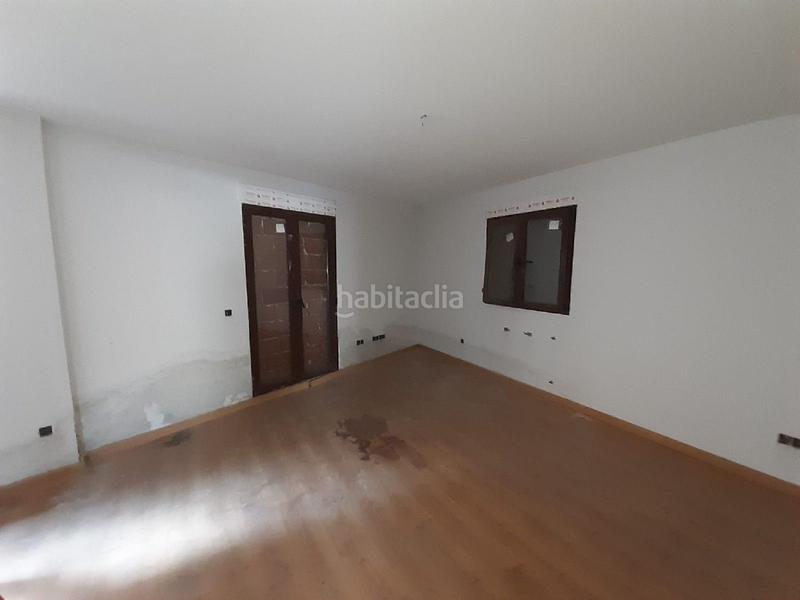 Foto bd757823-a1eb-4518-879f-6d7973c75609. Edificio 4 casas adosadas en Torrelaguna