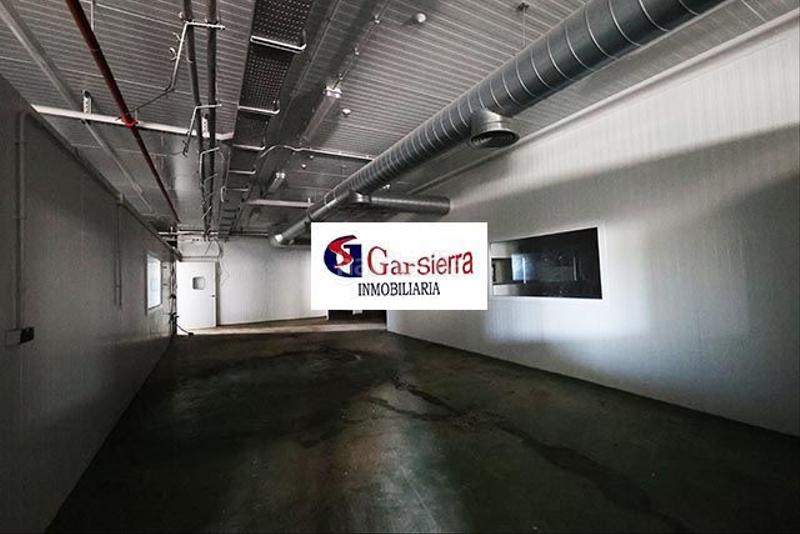 Foto b0493d06-0798-417e-888e-cafe4b35de59. Nau industrial a Lozoyuela - Navas - Sieteiglesias