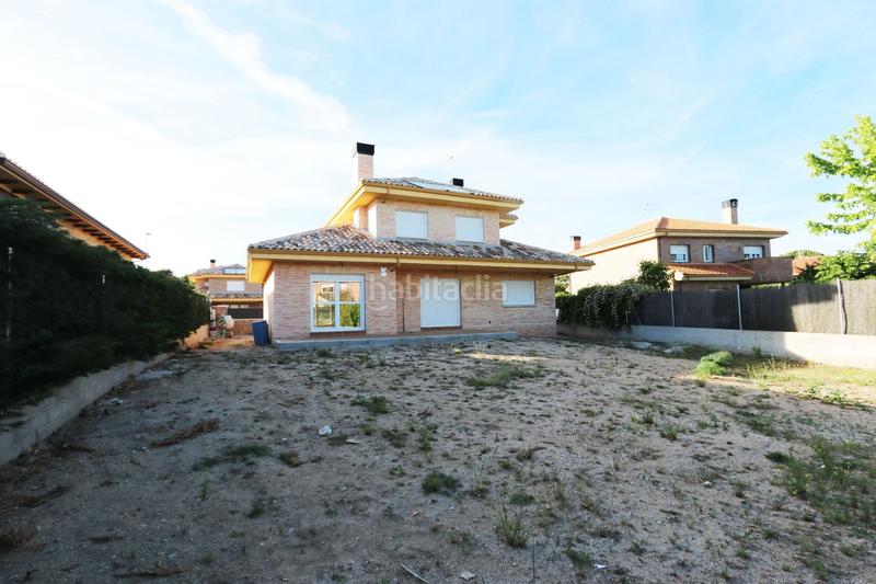 Foto f9c43450-71e1-4400-8695-780ecc935dd7. Alquiler casa gran chalet independiente en Colmenarejo