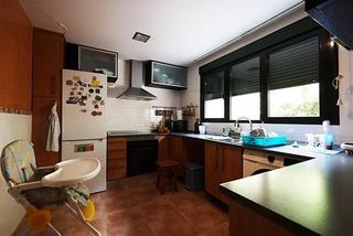 Casa in Manzanares el Real. Estupendo chalet adosado