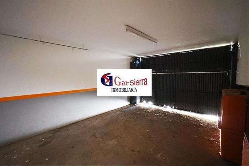 Foto 184282a2-bba7-4eb9-81c1-e0c7d2577372. Casa gran chalet adosado en Cabrera (La)