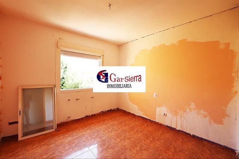 Foto 5935e3dc-e385-4f6f-82ed-03cdbe9ab3e4. Haus mit heizung in Los Robles Seseña