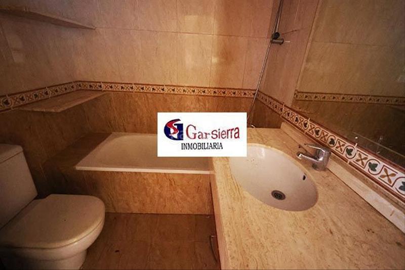 Foto 8ac94e89-cde8-4613-aa3d-c2d53ce65ecc. Haus mit heizung in Los Robles Seseña