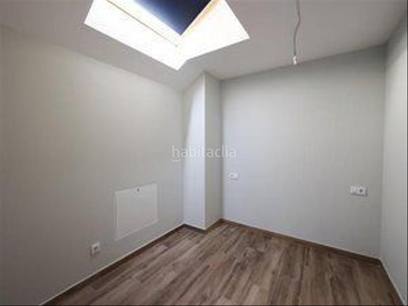 Foto f6faf4a5-e112-49a8-b969-e33d9951d43b. Alquiler dúplex estupendo duplex de 2 dormitorios en Colmenarejo