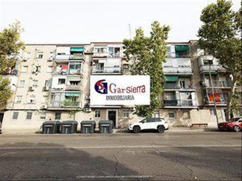 Foto 61598bfd-eb73-4d4c-b2a3-9b9b9c8f1078. Etagenwohnung mit heizung in Villaverde Alto Madrid