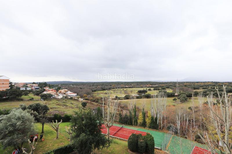 Foto 54ac1d68-a193-46e7-bd0c-f64a0ad28b58. Attico con riscaldamento piscina in Colmenarejo