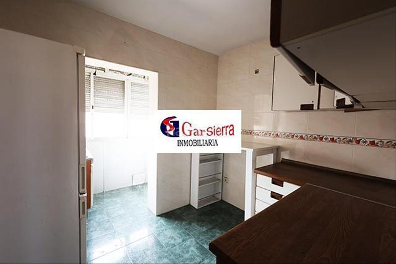 Foto 047171ba-370c-454f-8f65-af20a37968b3. Pis amb calefacció a Moscardó Madrid