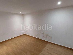 Foto 5222ab97-086f-45ab-985b-2c94077ef26f. Pis amb calefacció a Pinar del Rey Madrid