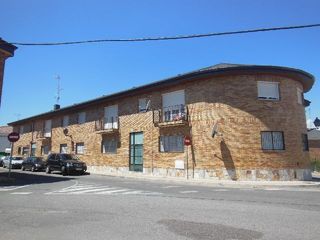 Aparcament cotxe a Colmenarejo. Estupenda plaza de garaje