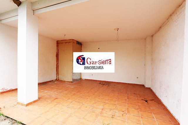 Foto a8f7ca2a-64b8-41f5-94f7-130d2ca8af4e. Casa gran chalet independiente en Casar (El)