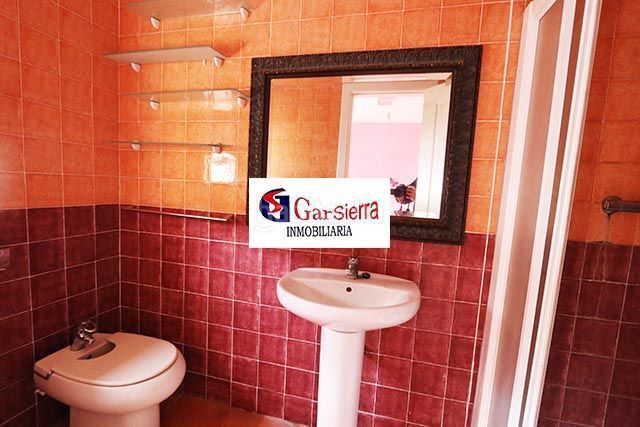 Foto c03d008c-7286-42b1-a50f-135ba4b19f7b. Casa gran chalet independiente en Casar (El)