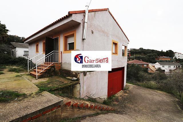 Foto c984ccf6-b00f-4319-a40b-a0999af1beb7. Casa gran chalet independiente en Casar (El)