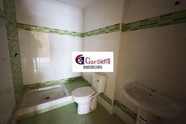 Foto 4ae7d28e-492a-4bac-878c-963fc9bc8d80. Edifici a Tiemblo (El)