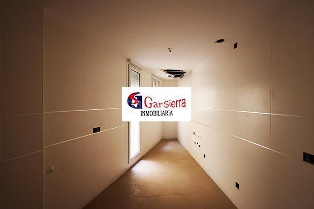 Foto 6241e649-6efd-45c4-9bb6-a864bb4df5a5. Edifici a Tiemblo (El)