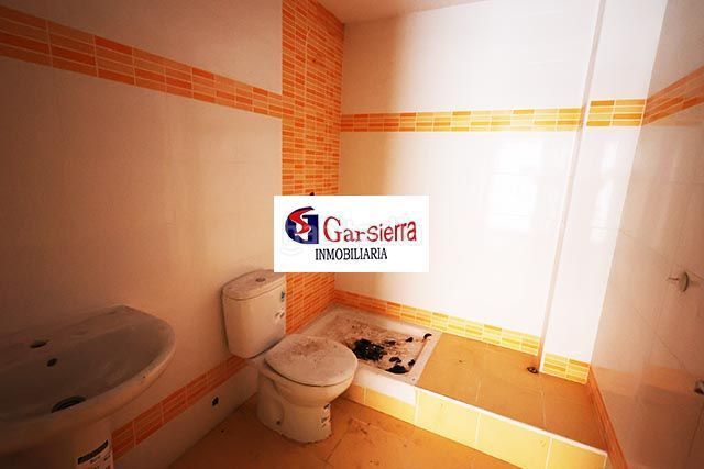 Foto 894cb6b5-a336-4e47-a117-df9fa6008e5a. Edifici a Tiemblo (El)