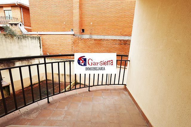 Foto b802dcf6-1156-4476-9a1e-fc6e73dfbfb7. Edifici a Tiemblo (El)