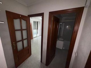 Etagenwohnung in Los Negrales. Gran piso de 3 dormitorios