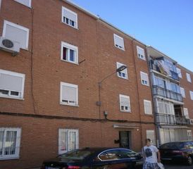 Flat in Mejorada del Campo. Gran piso de 3 dormitorios
