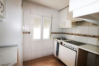 Etagenwohnung in Numancia. Estupendo estudio