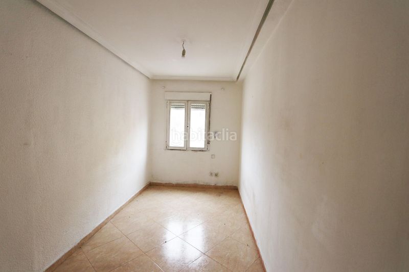 Foto a5153b5e-e6bc-47bb-80a7-f5c35fd375ce. Pis amb calefacció a Numancia Madrid