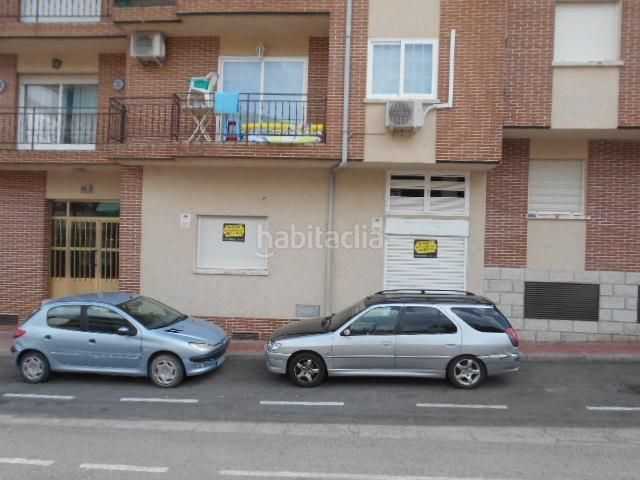 Foto bca94743-6207-4907-9ee7-bae34e58e732. Local comercial estupendo local de una planta en Santa María del Tiétar