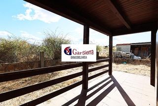 Casa en Buitrago del Lozoya. Gran chalet independiente