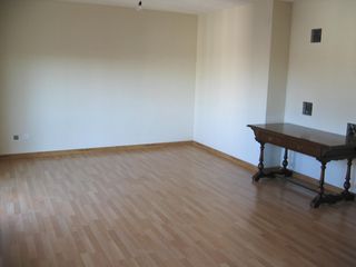 Zweistöckige Wohnung in Colmenarejo. Duplex 3 dormitorios con 2 baños