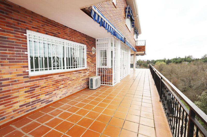 Foto ec0893ee-33d5-4d3e-bed8-ad1592f4e7d2. Casa amb calefacció piscina a Colmenarejo