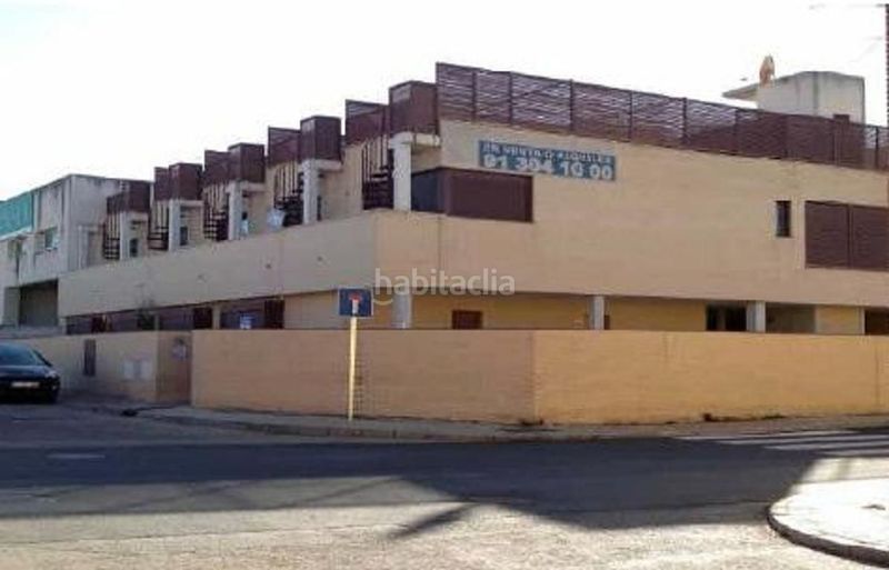 Foto 87401000-d094-4763-928c-7beb41f3f4a6. Aparcament cotxe a Rejas Madrid