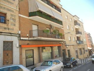 Local Comercial a Santa Bárbara. Gran local