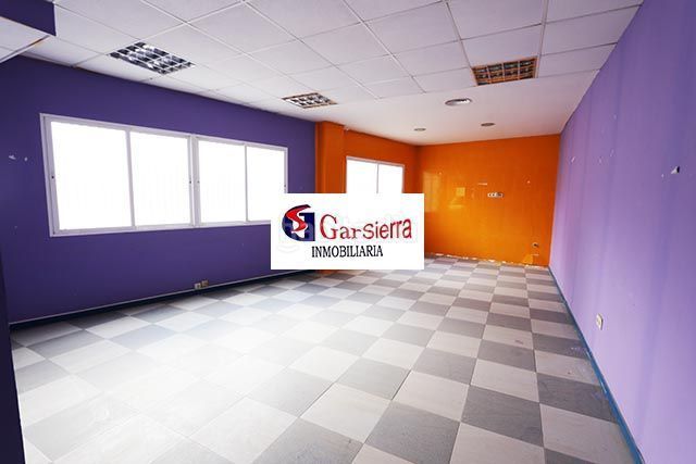 Foto 884c4773-93b8-4a64-9ef0-fe700866fb43. Local comercial gran local en Orusco de Tajuña